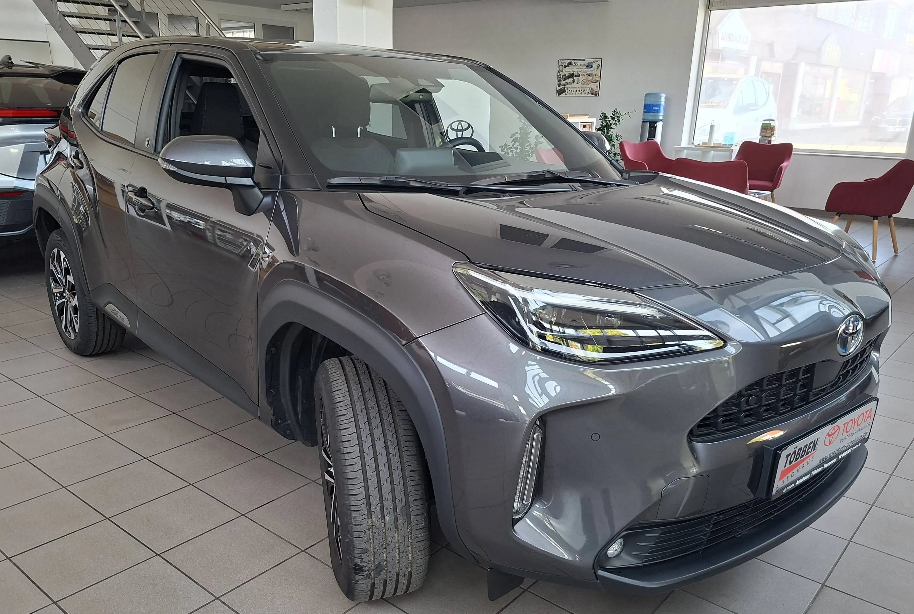 Toyota Yaris Cross Hybrid FWD Team D + WKR  + AHK + Elektr.  Heckklappe+ Safaty Paket + Garantie — photo 3