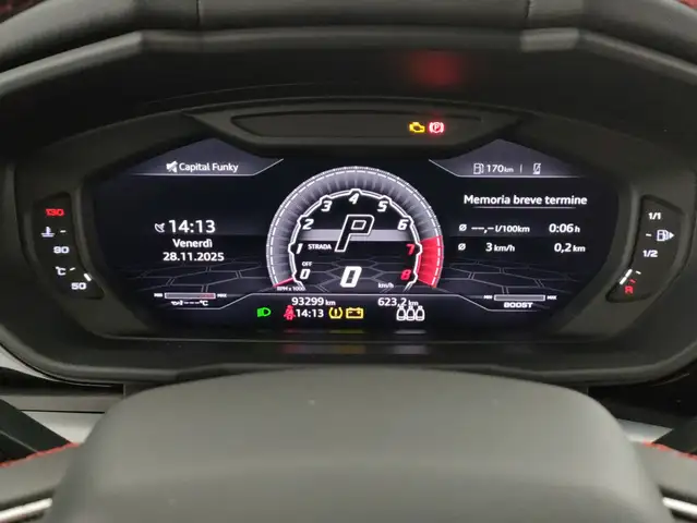 Lamborghini Urus view 17