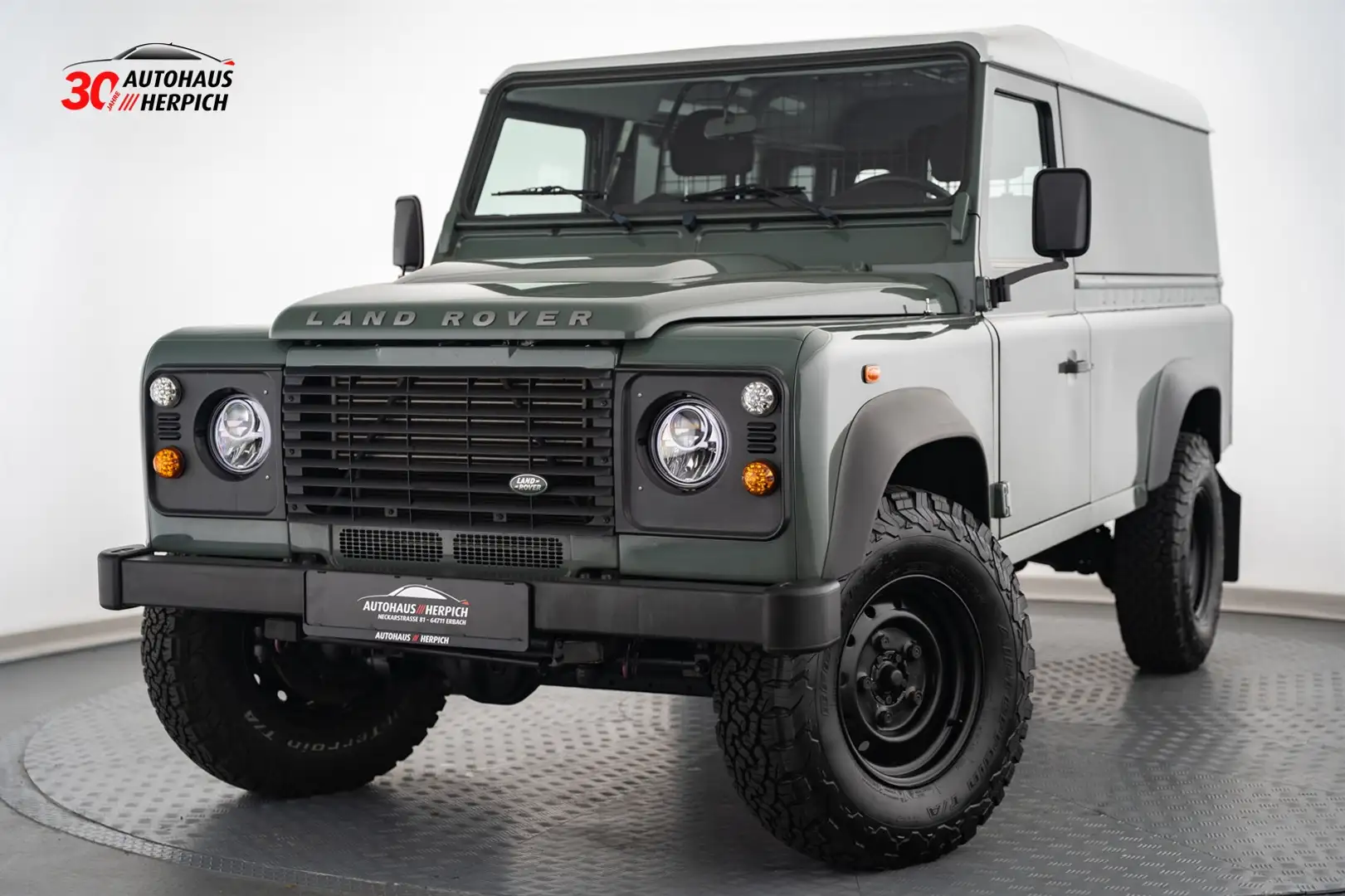 Land Rover Defender 110 E Hard Top LED AHK  Vert - 1