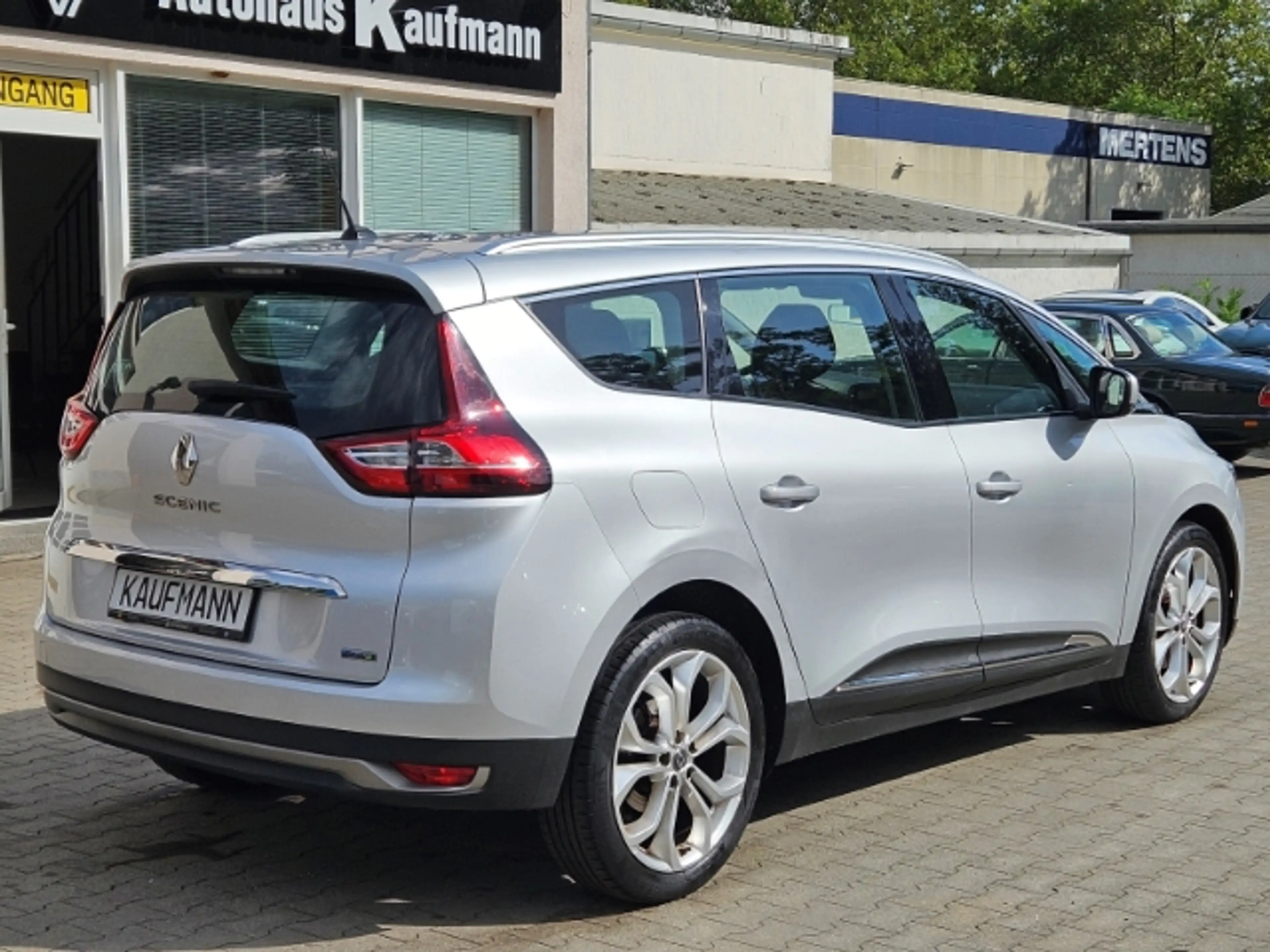 Renault Grand Scenic IV Exper.1.5 dCi Autom+Kamera+Navi — photo 4