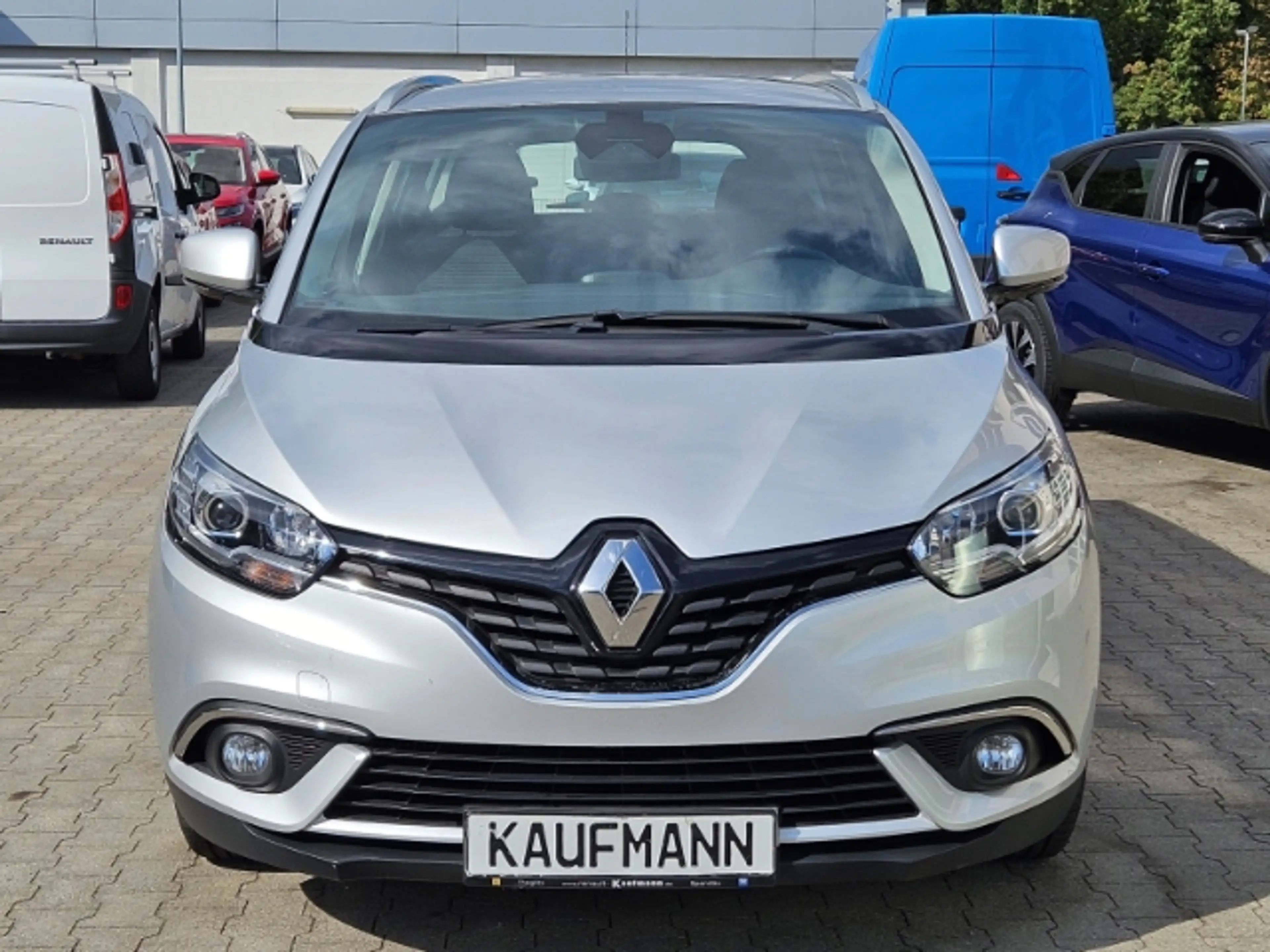 Renault Grand Scenic IV Exper.1.5 dCi Autom+Kamera+Navi — photo 2