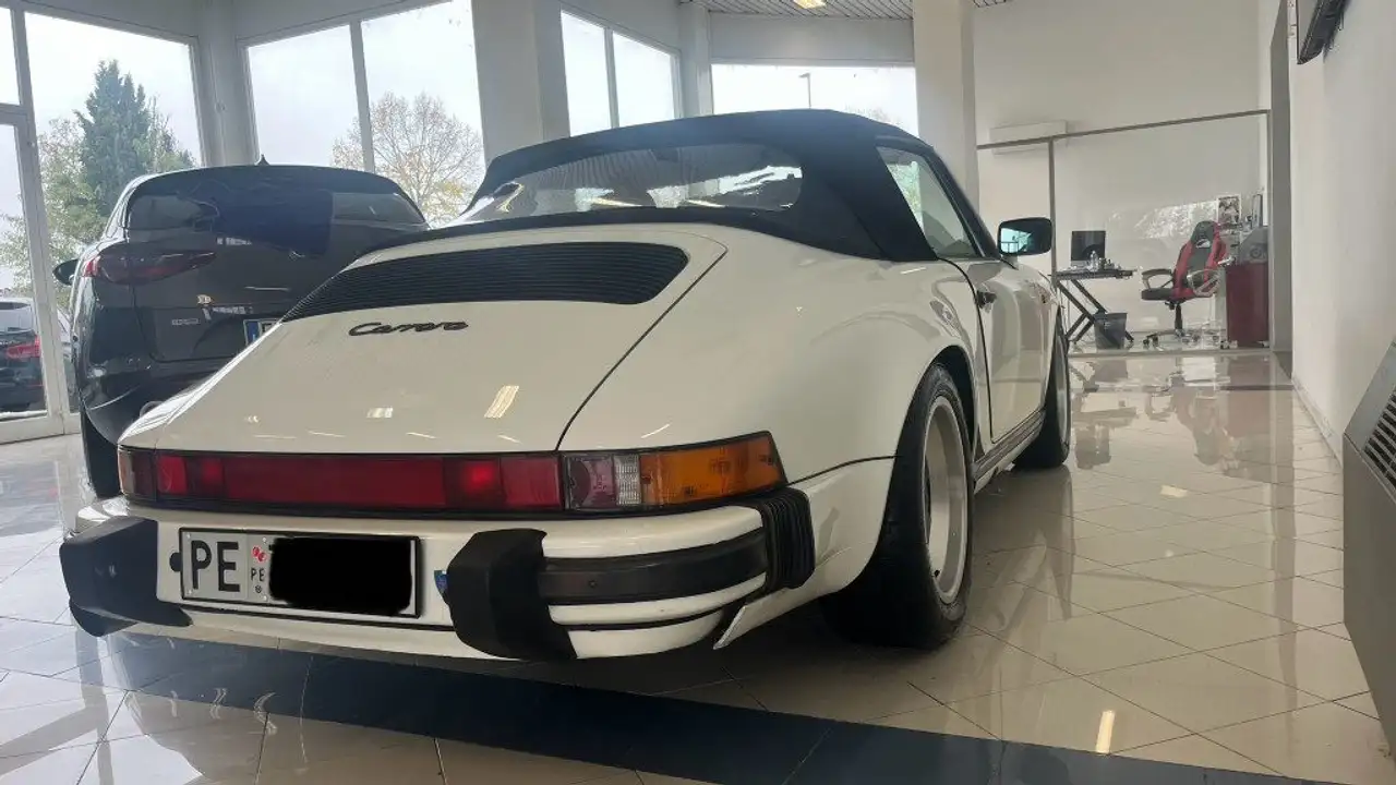 Porsche 911 Carrera 3.2 Cabriolet, foto 3