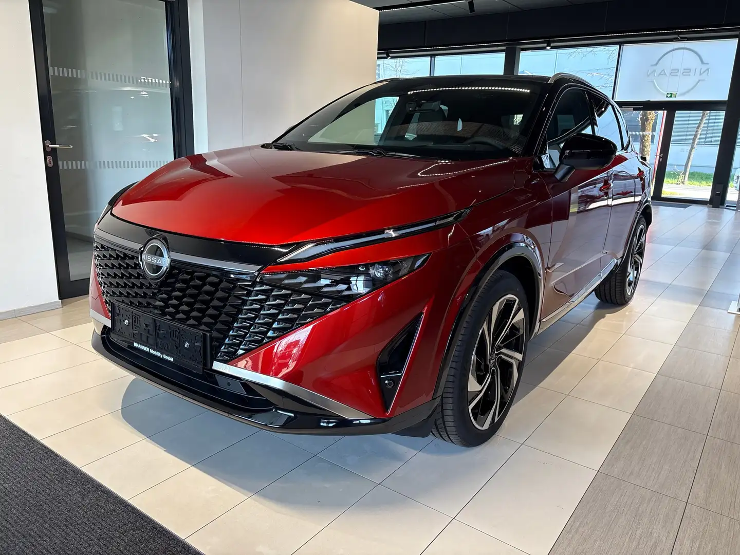 Nissan Qashqai 1,3 DIG-T MHEV 4x4 Tekna+ Xtronic Rot - 1