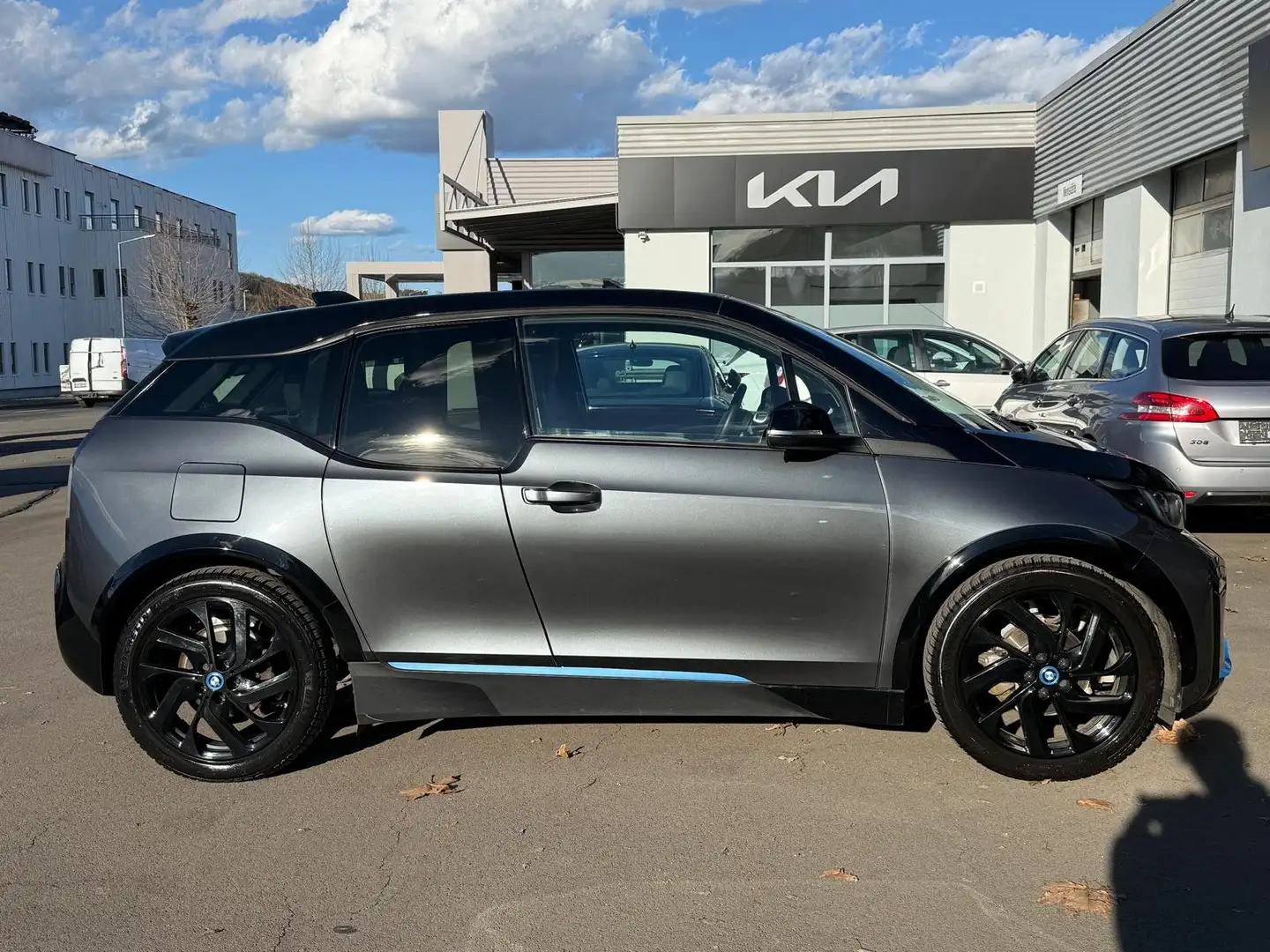 BMW i3 42,4kWh S Grau - 2