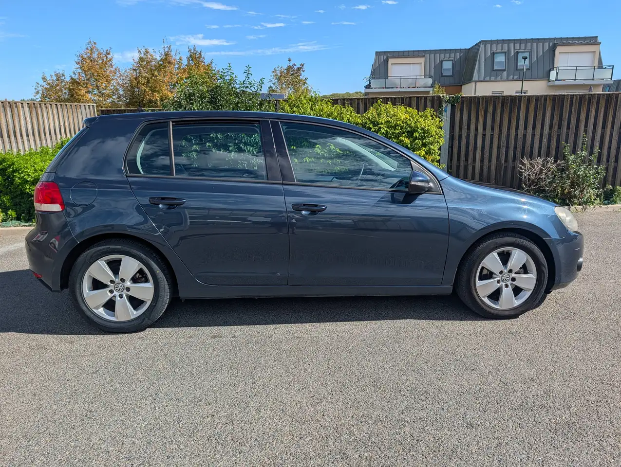 Volkswagen Golf Standard Model — photo 3