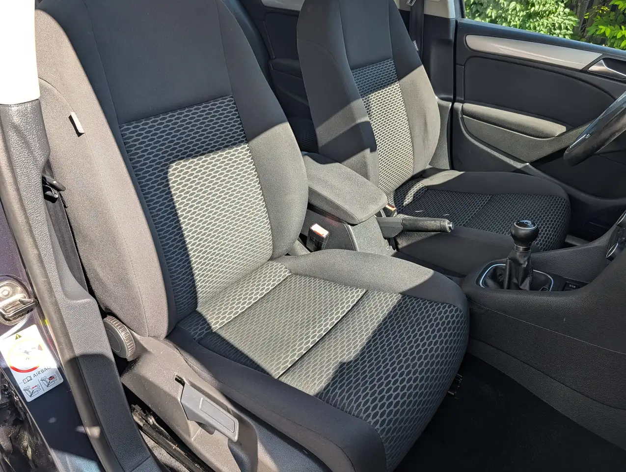 Volkswagen Golf Standard Model — photo 10