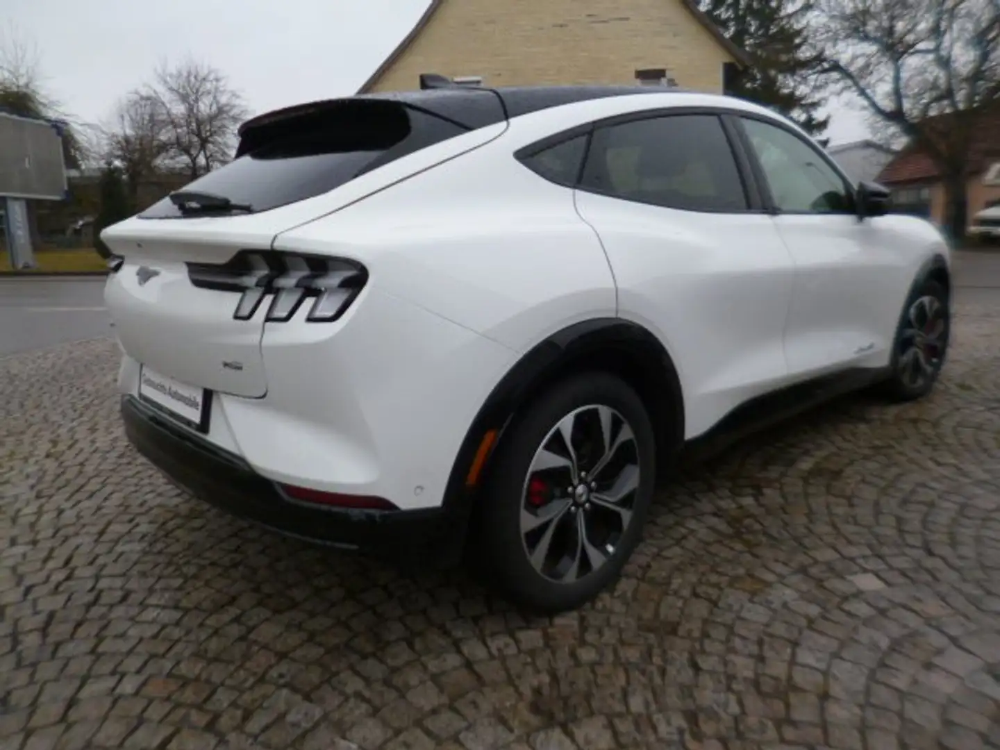 Ford Mustang Mach-E X AWD Blanc - 2