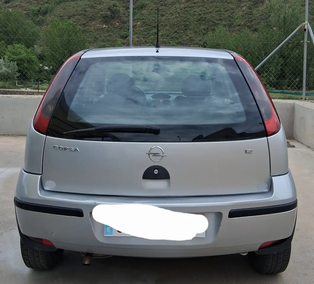 Opel Corsa 1.2 16v Club, foto 4