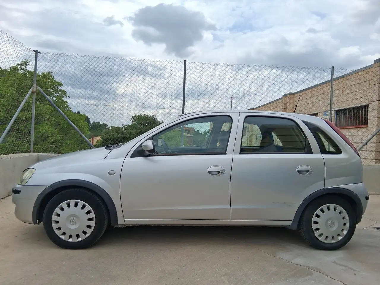 Opel Corsa 1.2 16v Club, foto 2