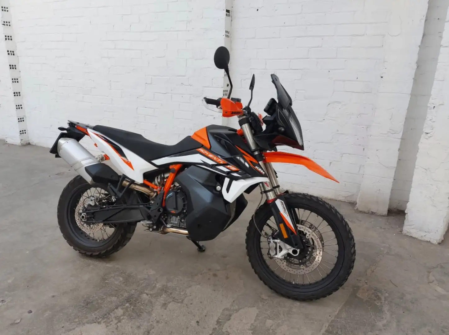 KTM 890 Adventure R - 1