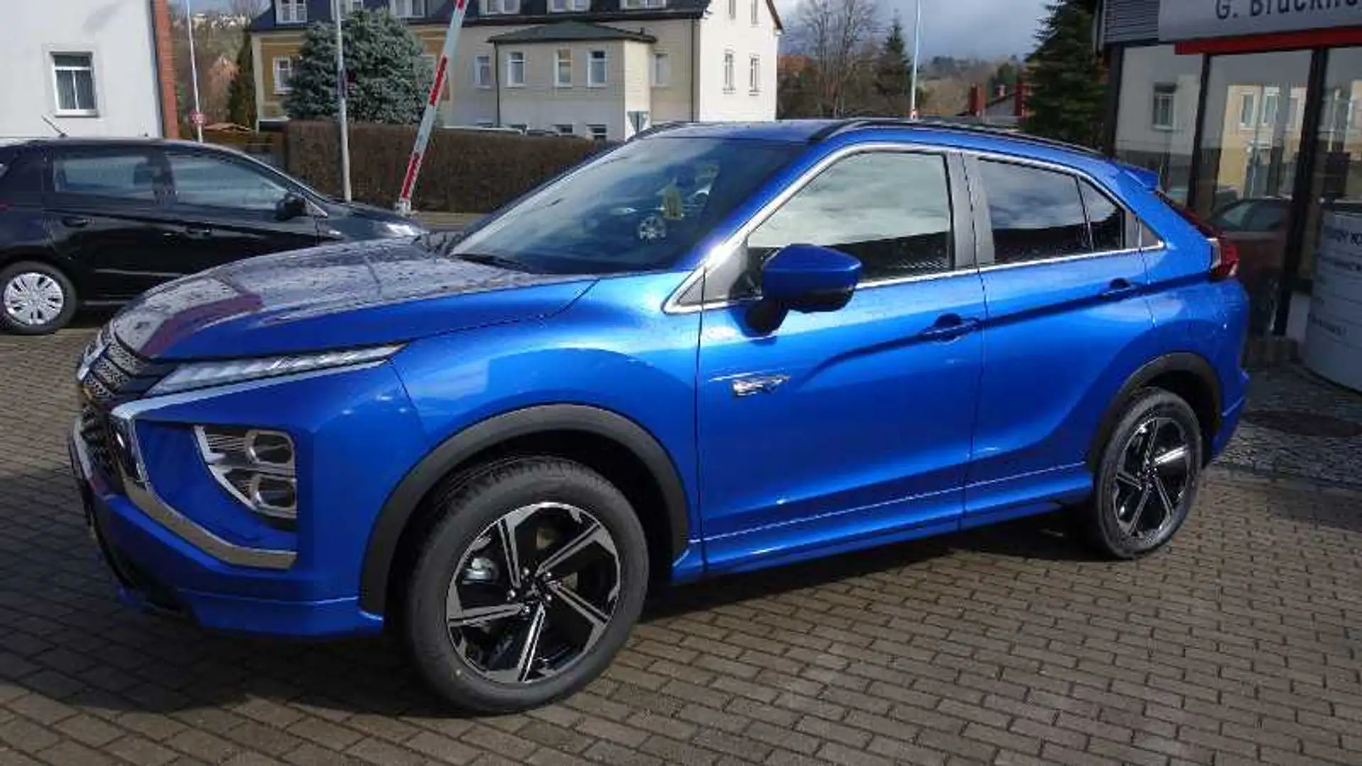 Mitsubishi Eclipse Cross PHEV PLUS Select 4WD + AHK Azul - 1
