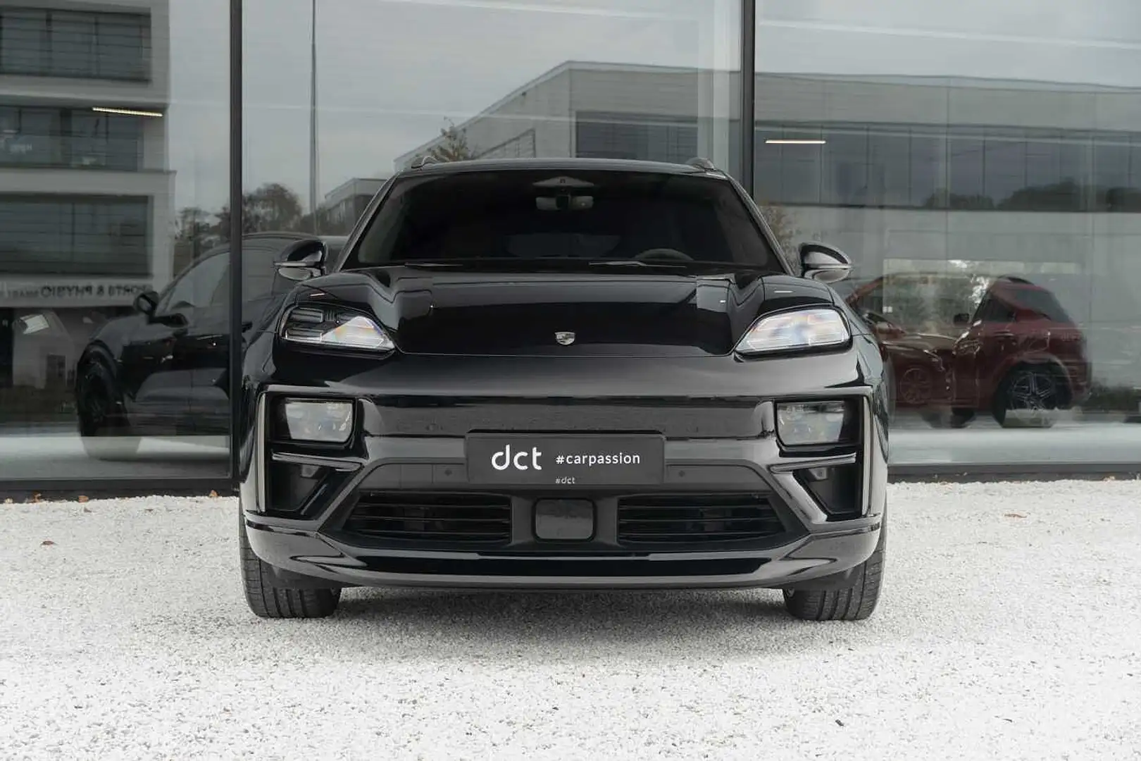 Porsche Macan Turbo RearAxle steering Bose 18Way Noir - 2