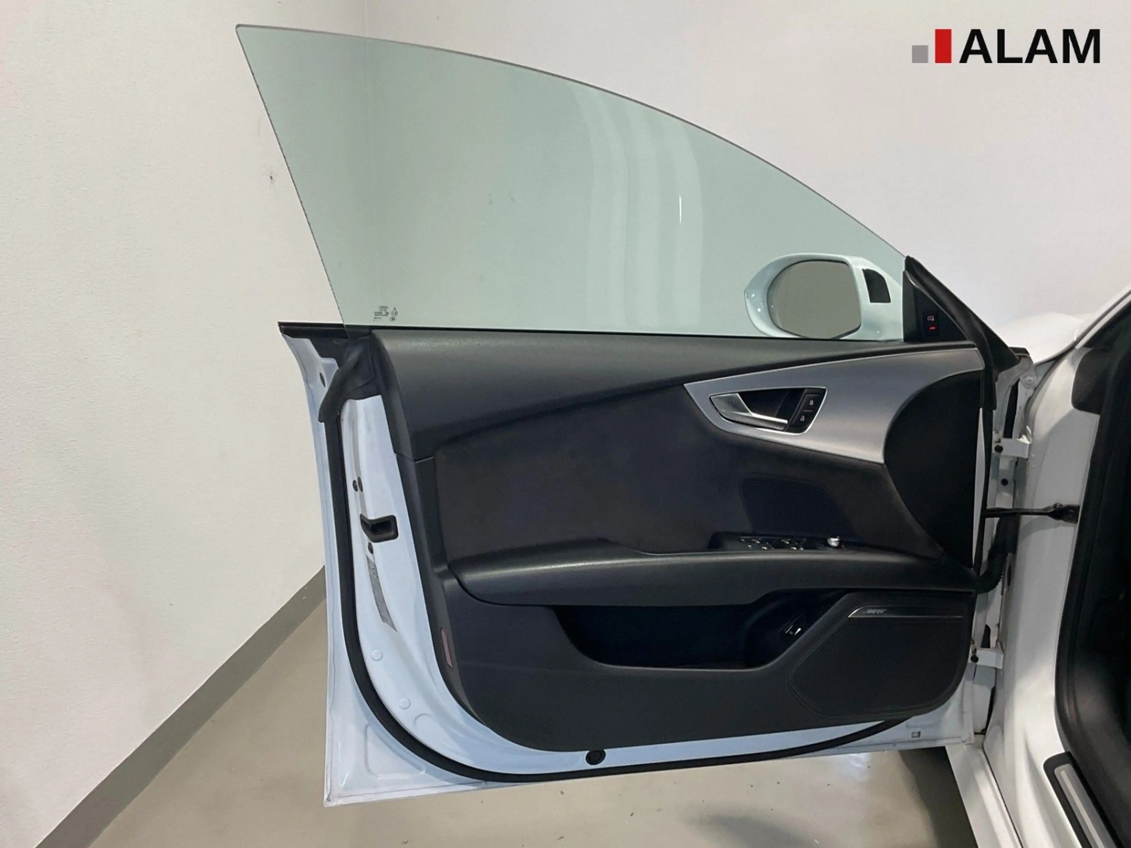 Audi A7 SB 3.0 TDI quattro S-Tr. S Line AHK LED 360° — photo 12