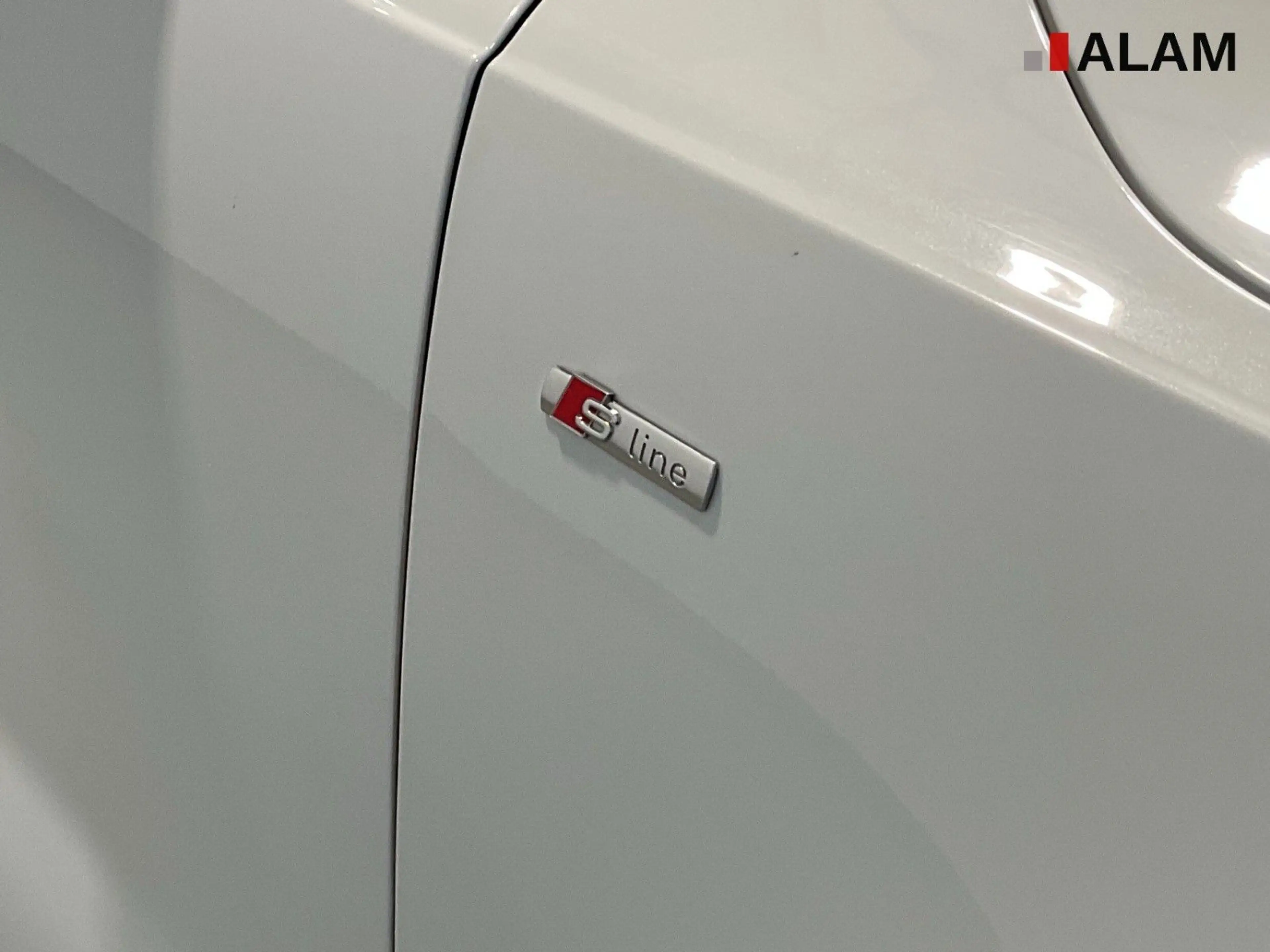 Audi A7 SB 3.0 TDI quattro S-Tr. S Line AHK LED 360° — photo 7