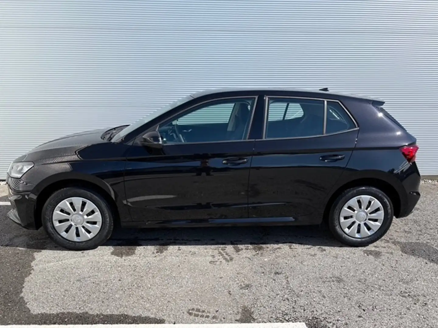 Skoda Fabia Essence Schwarz - 2