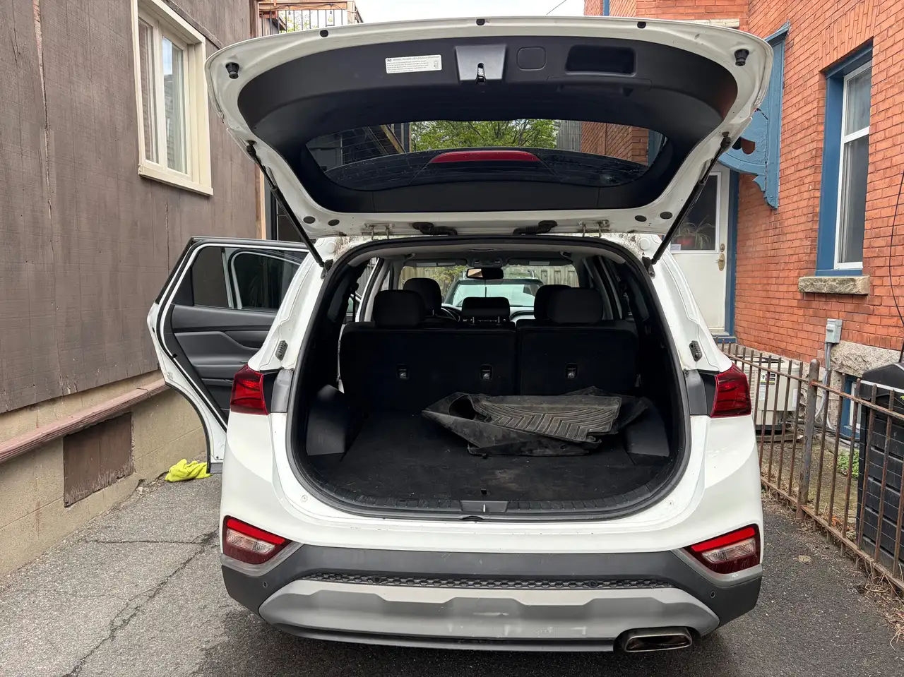 Hyundai SANTA FE снимка Hyundai SANTA FE