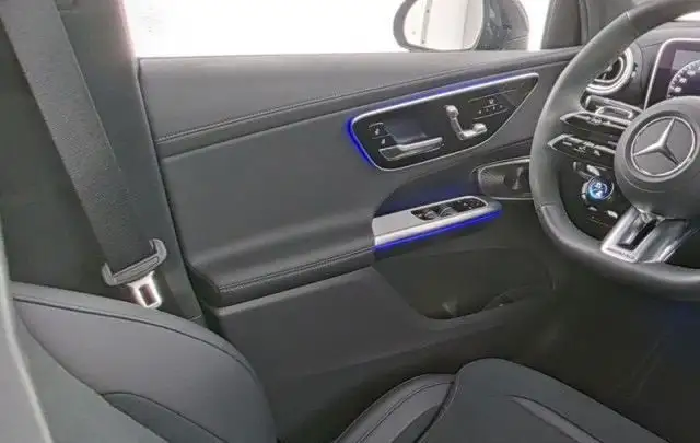Mercedes-Benz GLC Class view 7