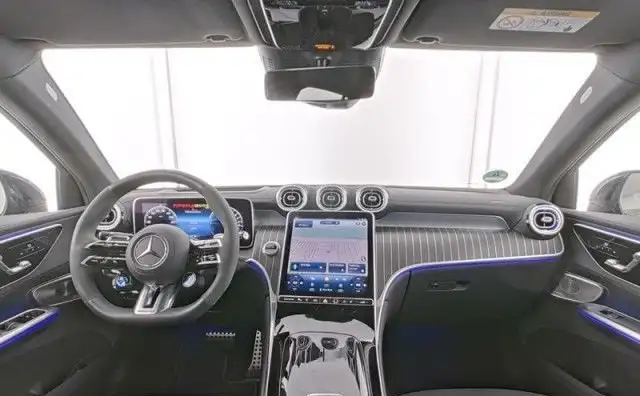 Mercedes-Benz GLC Class view 6