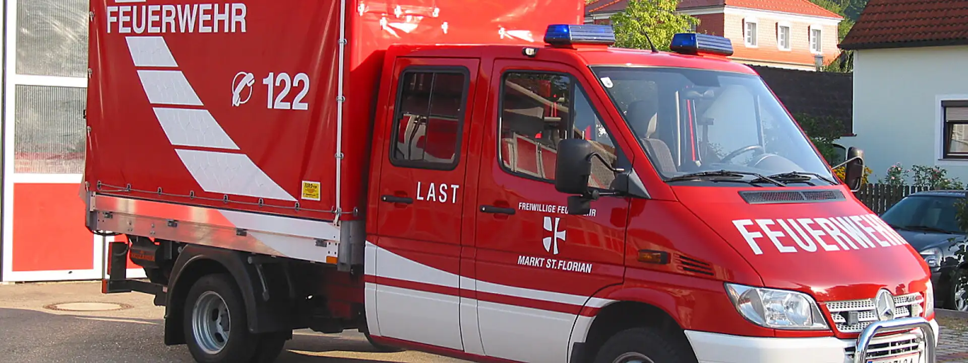 Mercedes-Benz Sprinter 413 CDI Doppelkabine Pritsche/Koffer Rot - 1