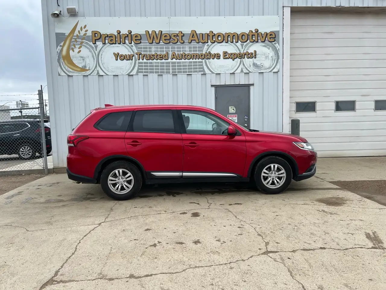 Mitsubishi Outlander photo Mitsubishi Outlander