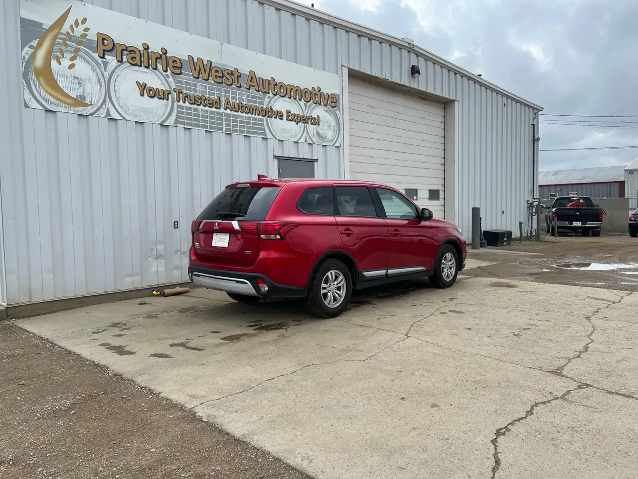 Mitsubishi Outlander photo Mitsubishi Outlander