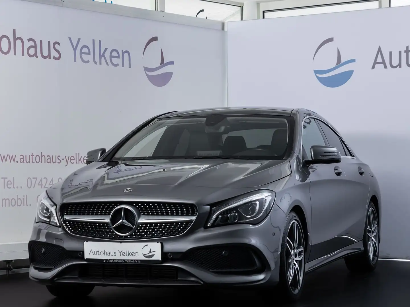 Mercedes-Benz CLA 200 LED*PANO*SHZ*RFK Grau - 1