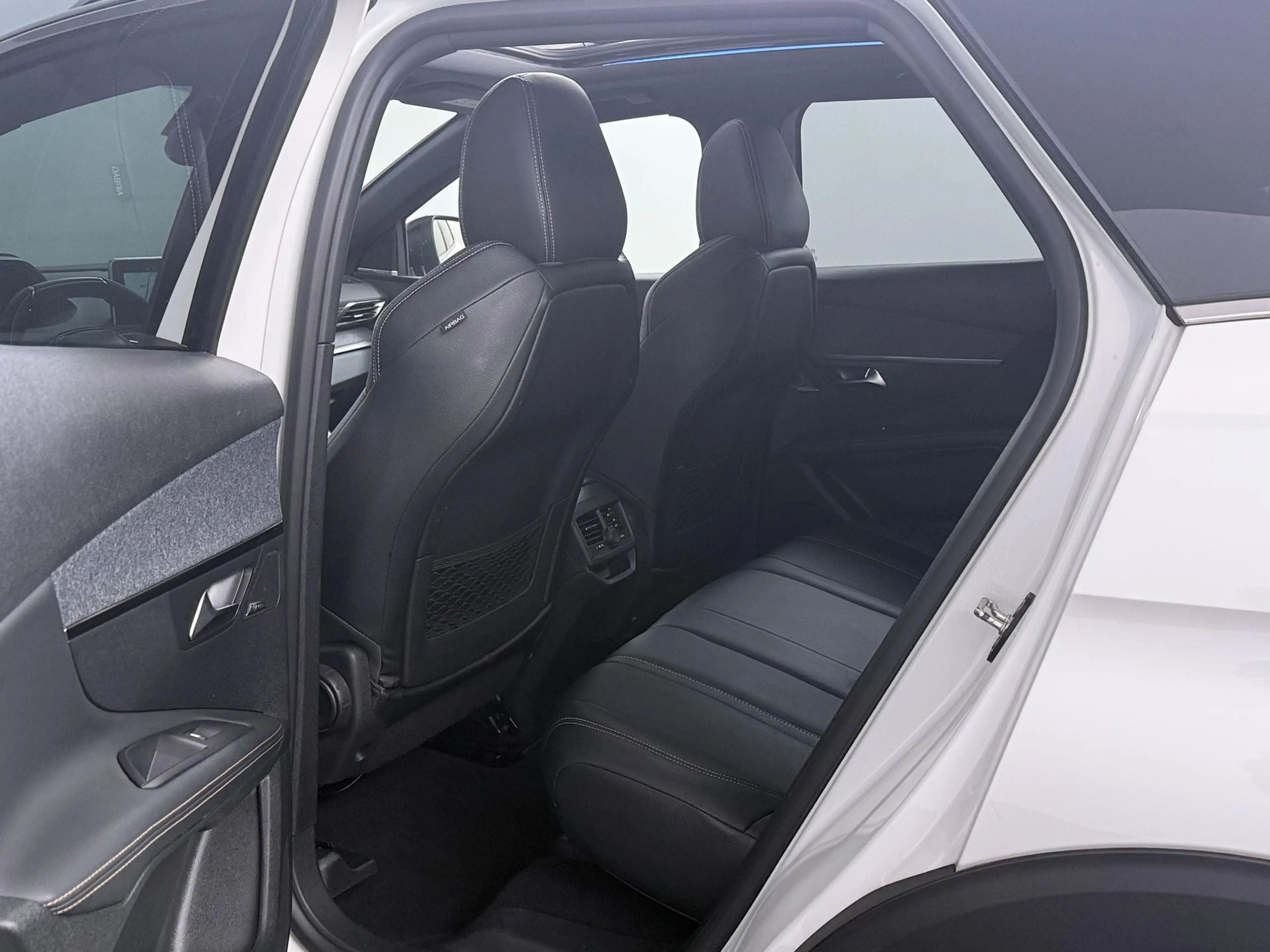 Peugeot 3008 1.2 PureTech GT Line Two Tone | Panoramadak | Foca — photo 7