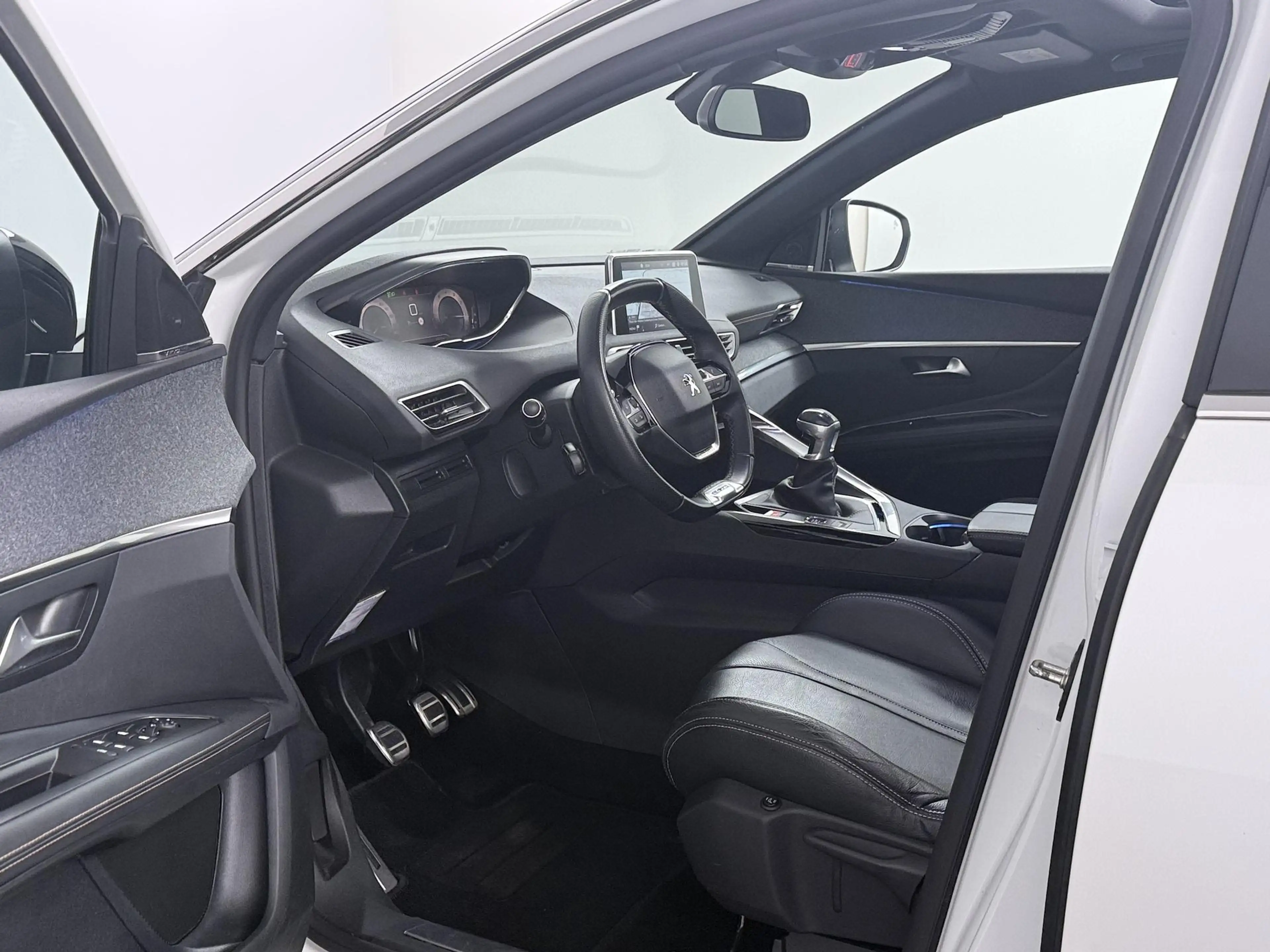 Peugeot 3008 1.2 PureTech GT Line Two Tone | Panoramadak | Foca — photo 6