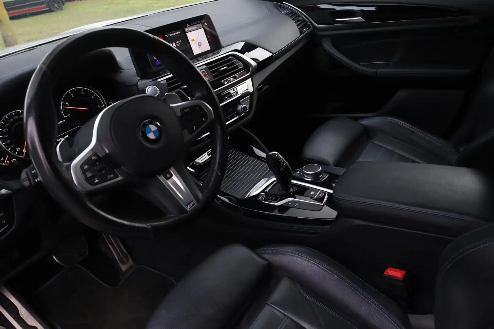BMW X4 M40d Aut. | M-Pakket | Harman-Kardon | Led | Head- Grijs - 2