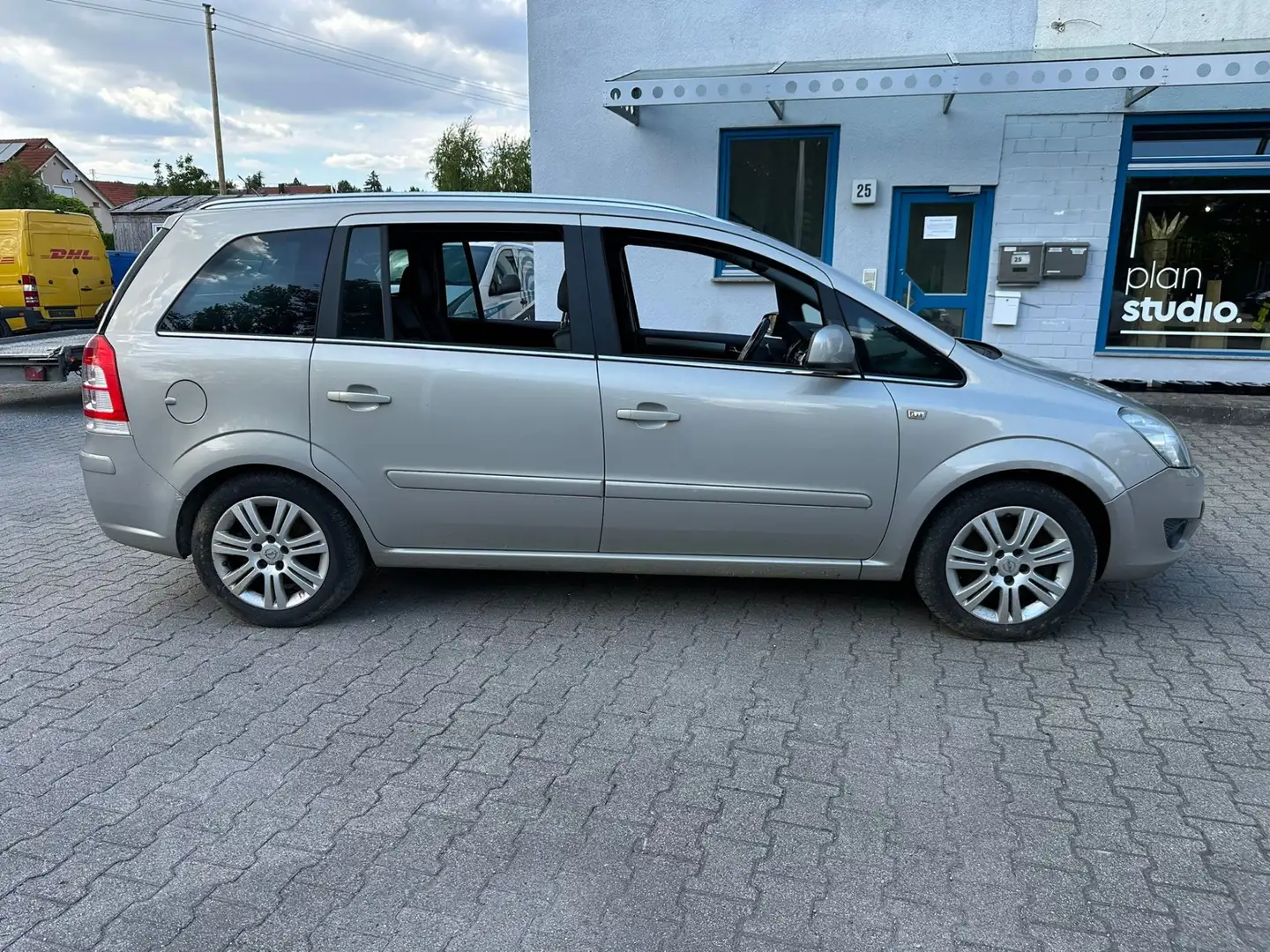 Opel Zafira Tourer Opel Zafira Tourer - 2