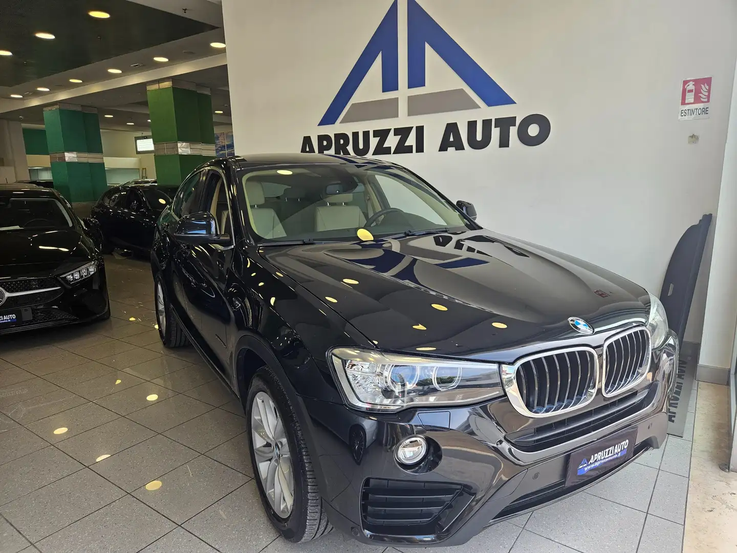 BMW X4 X4 xdrive20d Business Advantage auto RETROCAM NAVI Noir - 1