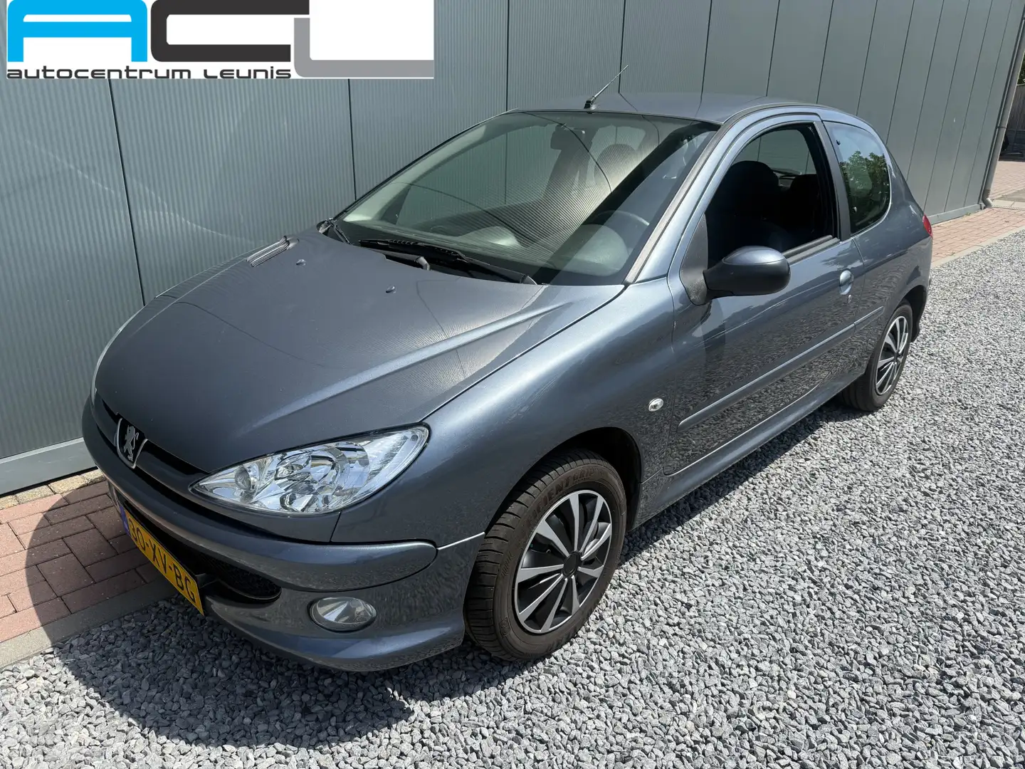 Peugeot 206 1.4 Forever 'Airco' 3-drs Grijs - 1