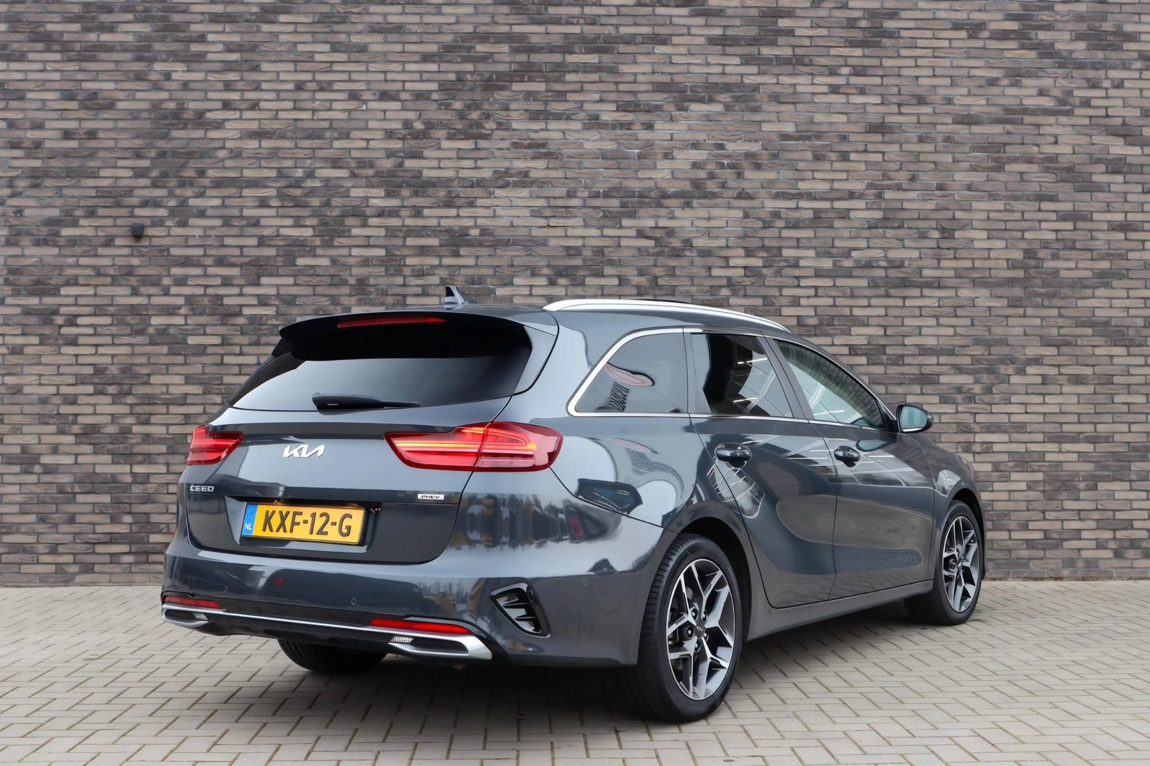 Kia Ceed SW / cee'd SW Sportswagon 1.6 GDI PHEV ExecutiveLine | Leer | Ad — photo 3