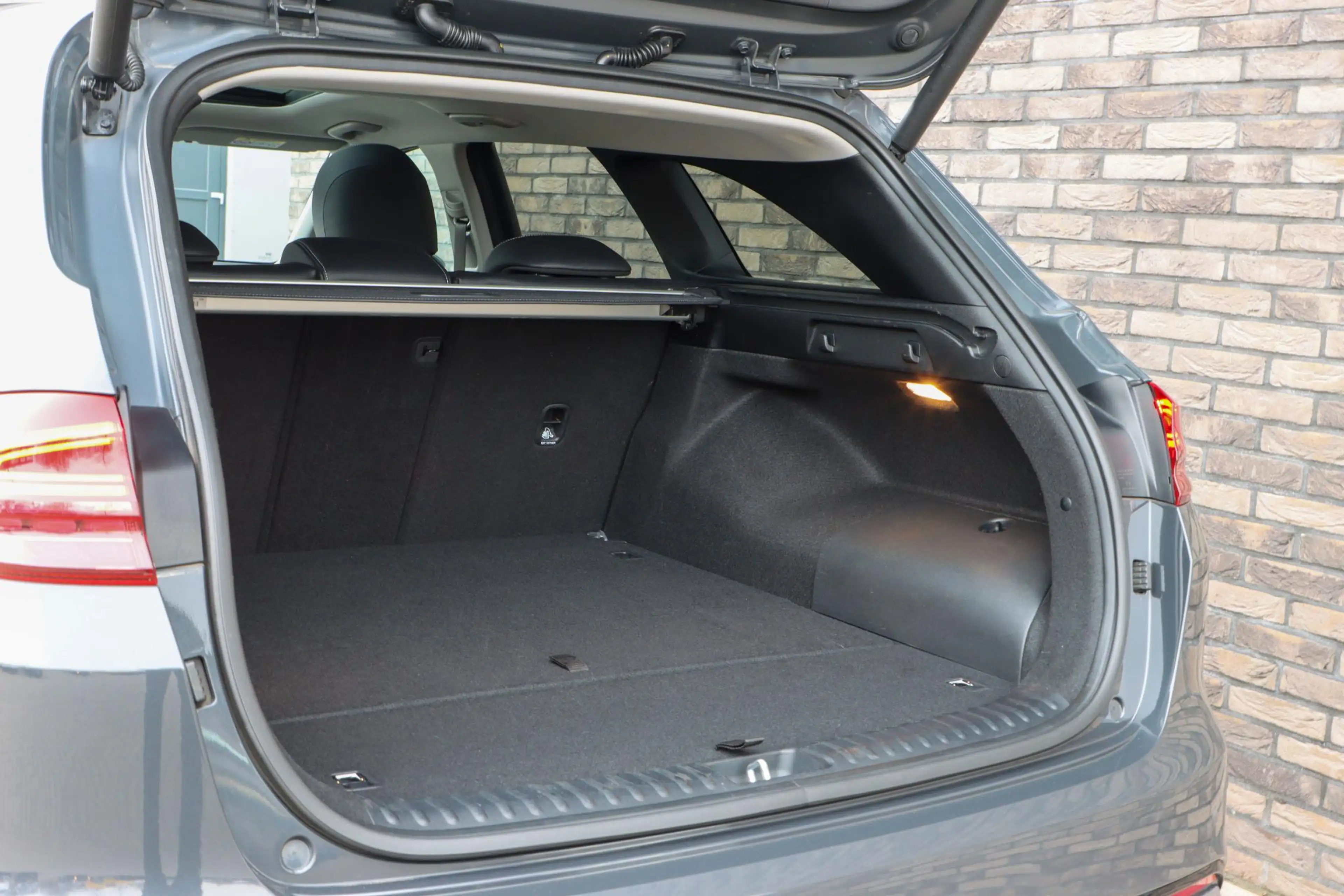 Kia Ceed SW / cee'd SW Sportswagon 1.6 GDI PHEV ExecutiveLine | Leer | Ad — photo 16