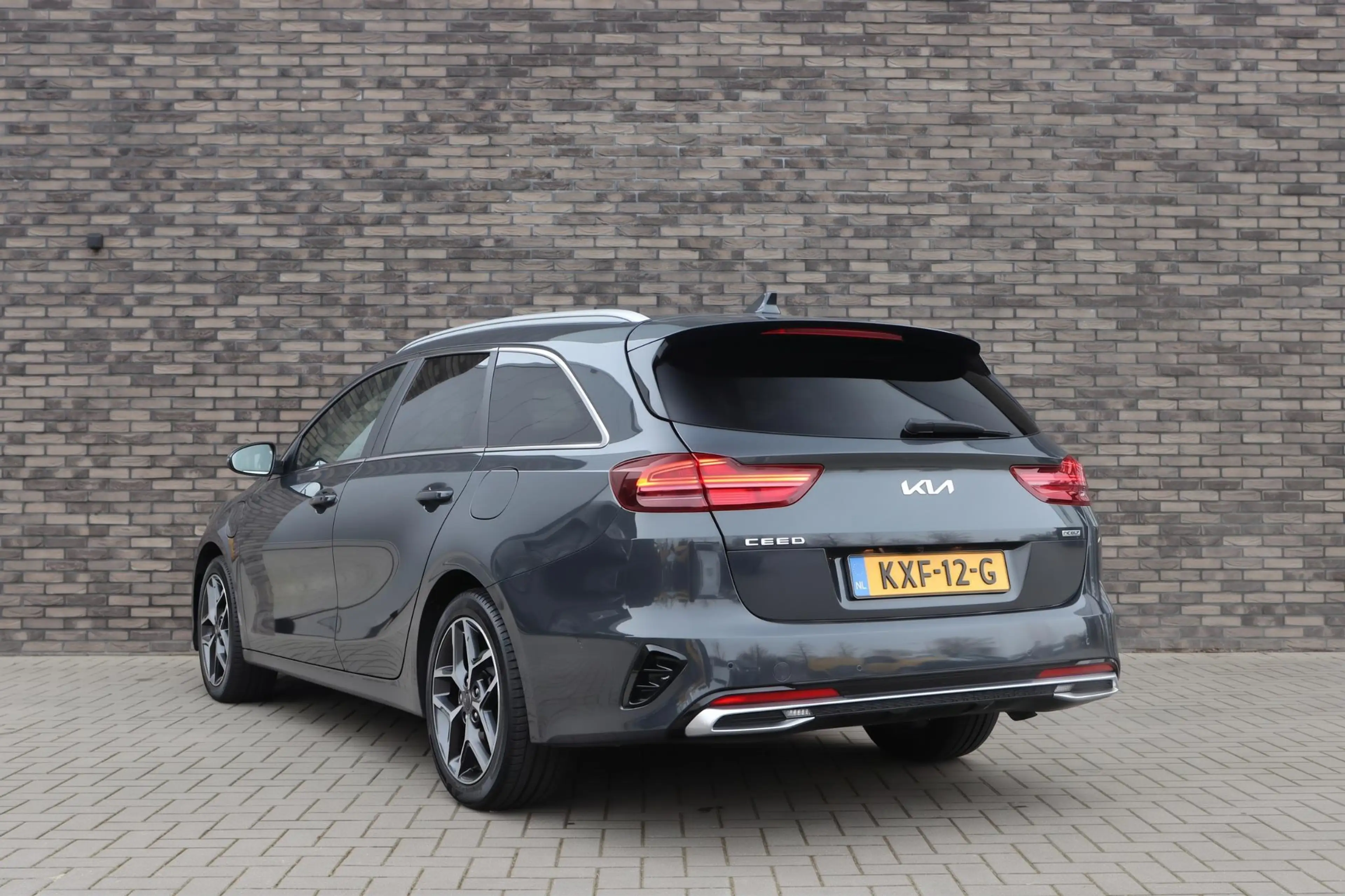 Kia Ceed SW / cee'd SW Sportswagon 1.6 GDI PHEV ExecutiveLine | Leer | Ad — photo 20