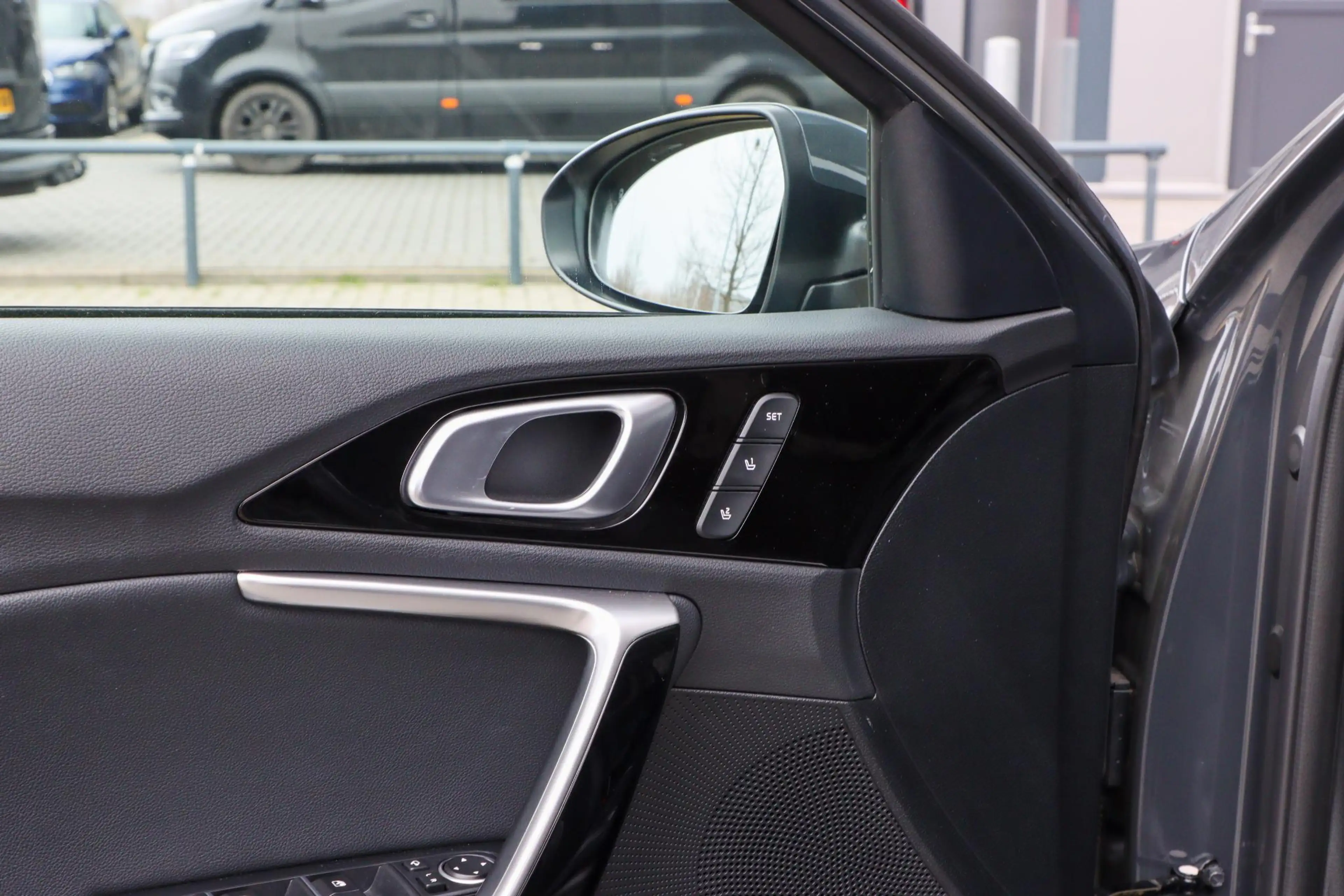 Kia Ceed SW / cee'd SW Sportswagon 1.6 GDI PHEV ExecutiveLine | Leer | Ad — photo 22