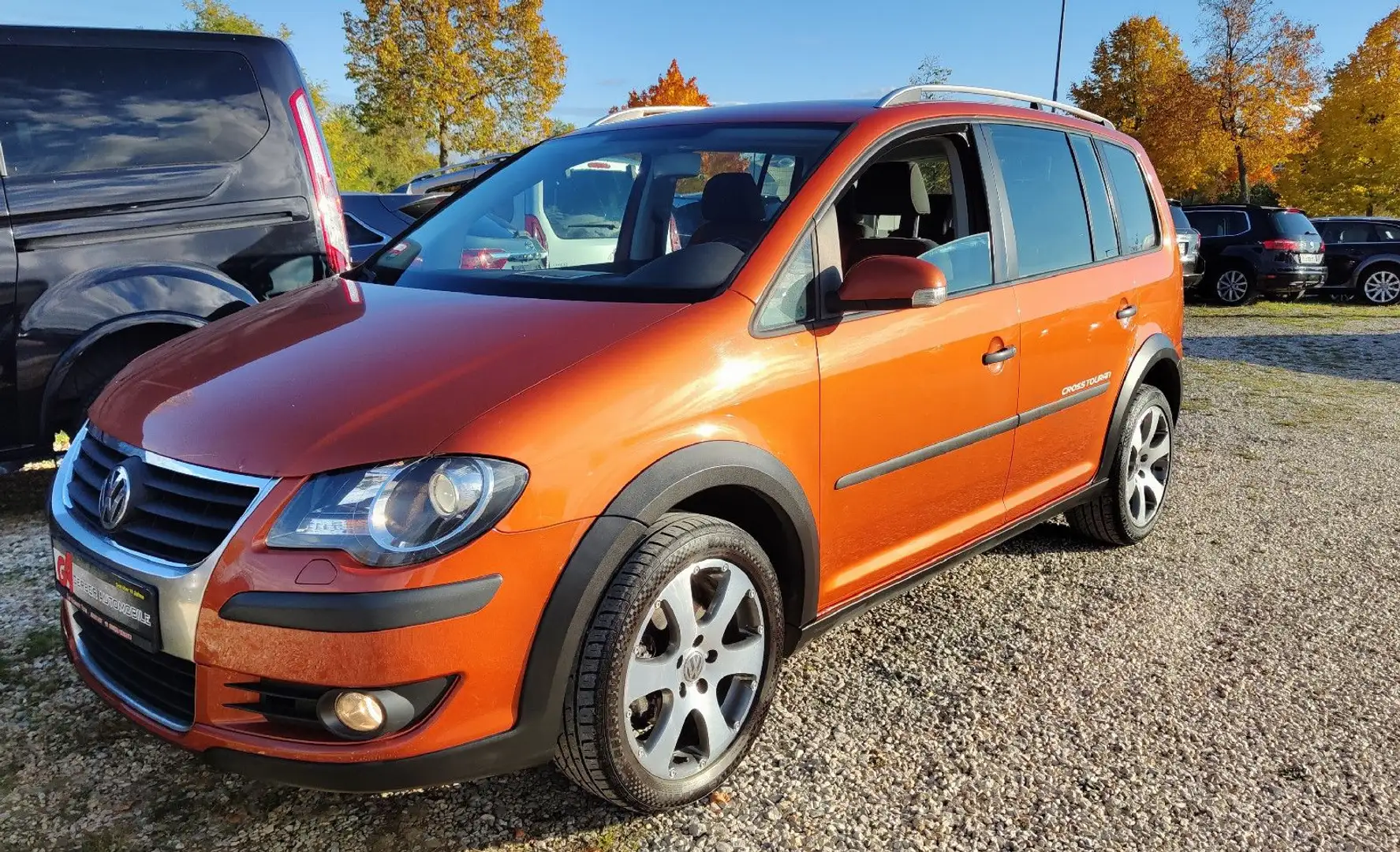 Volkswagen Touran Cross 2.0 TDI 17-Zoll Alufelgen* AHK* Rouge - 1