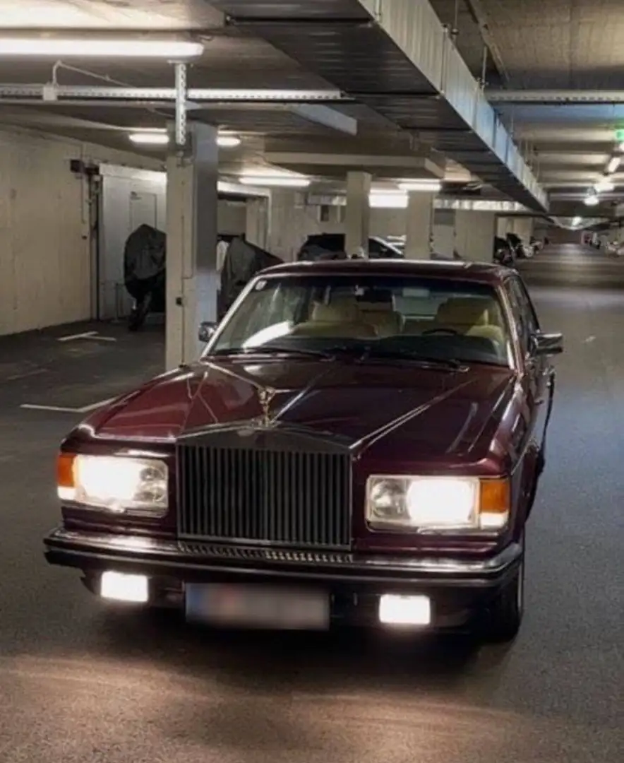 Rolls-Royce Silver Spirit Rot - 1