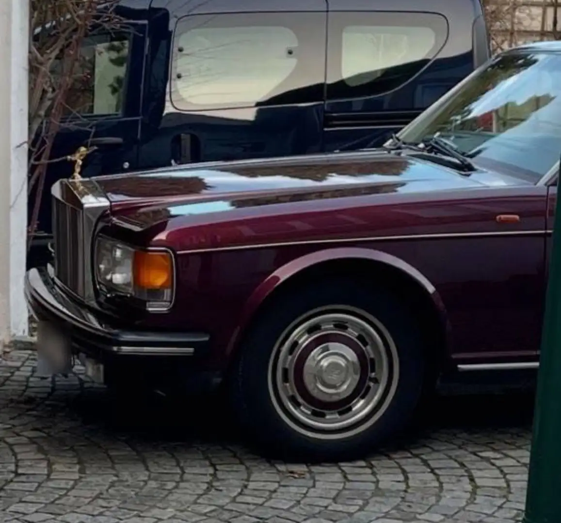 Rolls-Royce Silver Spirit Rot - 2