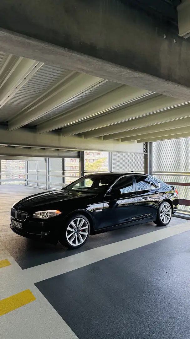 BMW 520 520 d Schwarz - 2