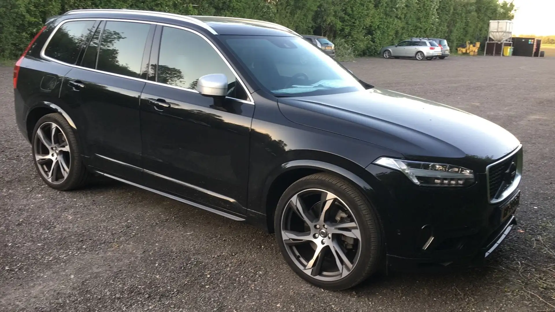 Volvo XC90 XC90 2.0 T8 full option + new batt. AWD R-Design Zwart - 1