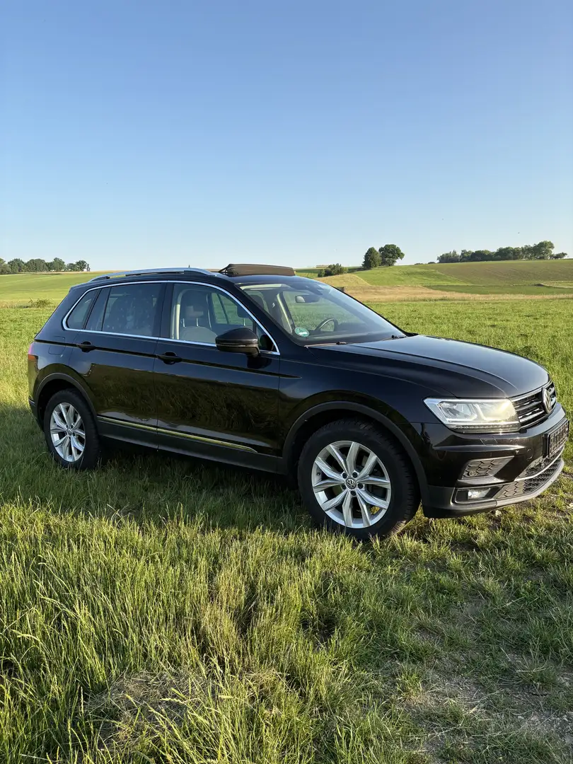 Volkswagen Tiguan Highline BMT/Start-Stopp 4Motion Schwarz - 2