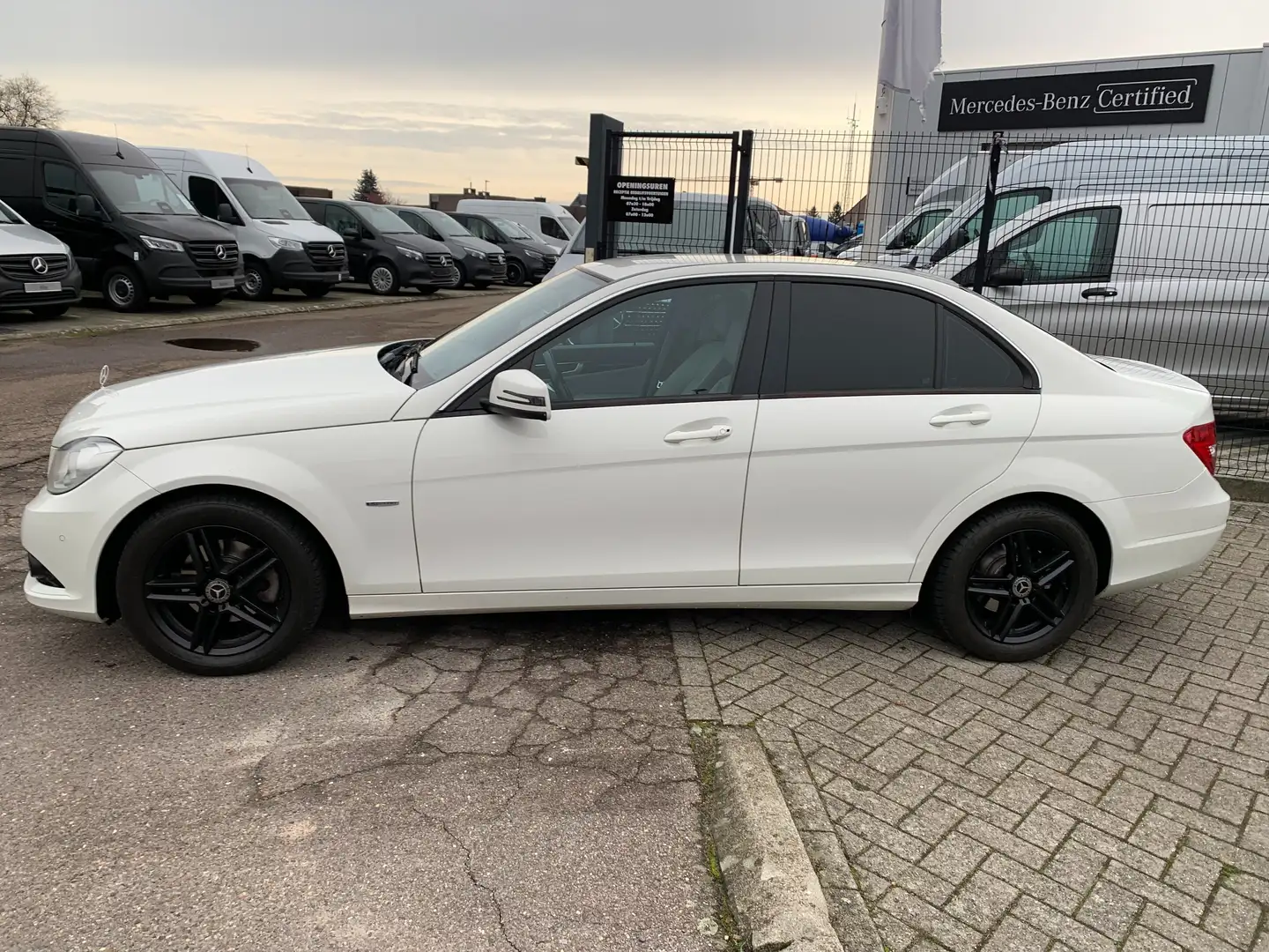 Mercedes-Benz C 200 C 200 CDI DPF (BlueEFFICIENCY) 7G-TRONIC Blanc - 2