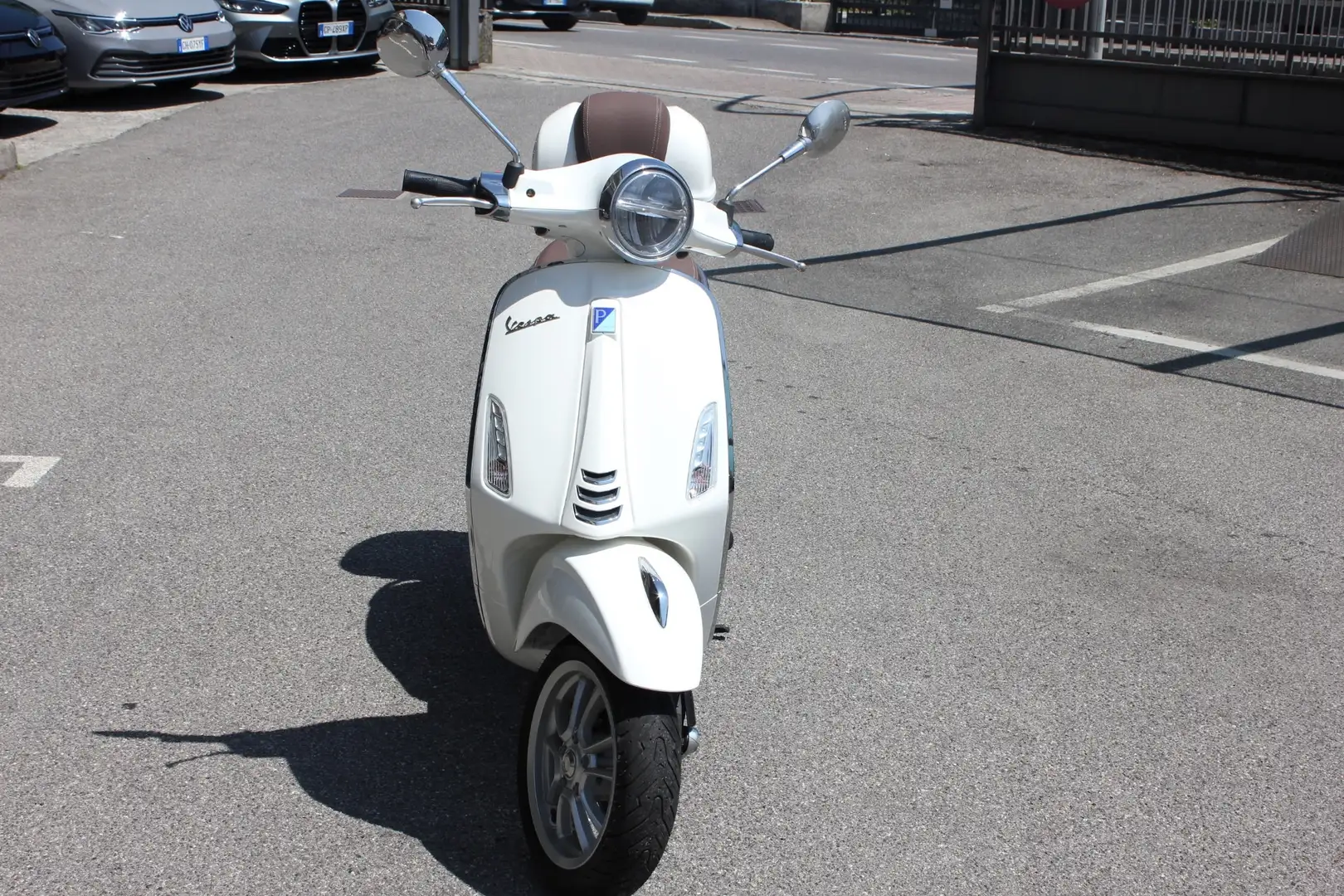 Piaggio Primavera Blanc - 2