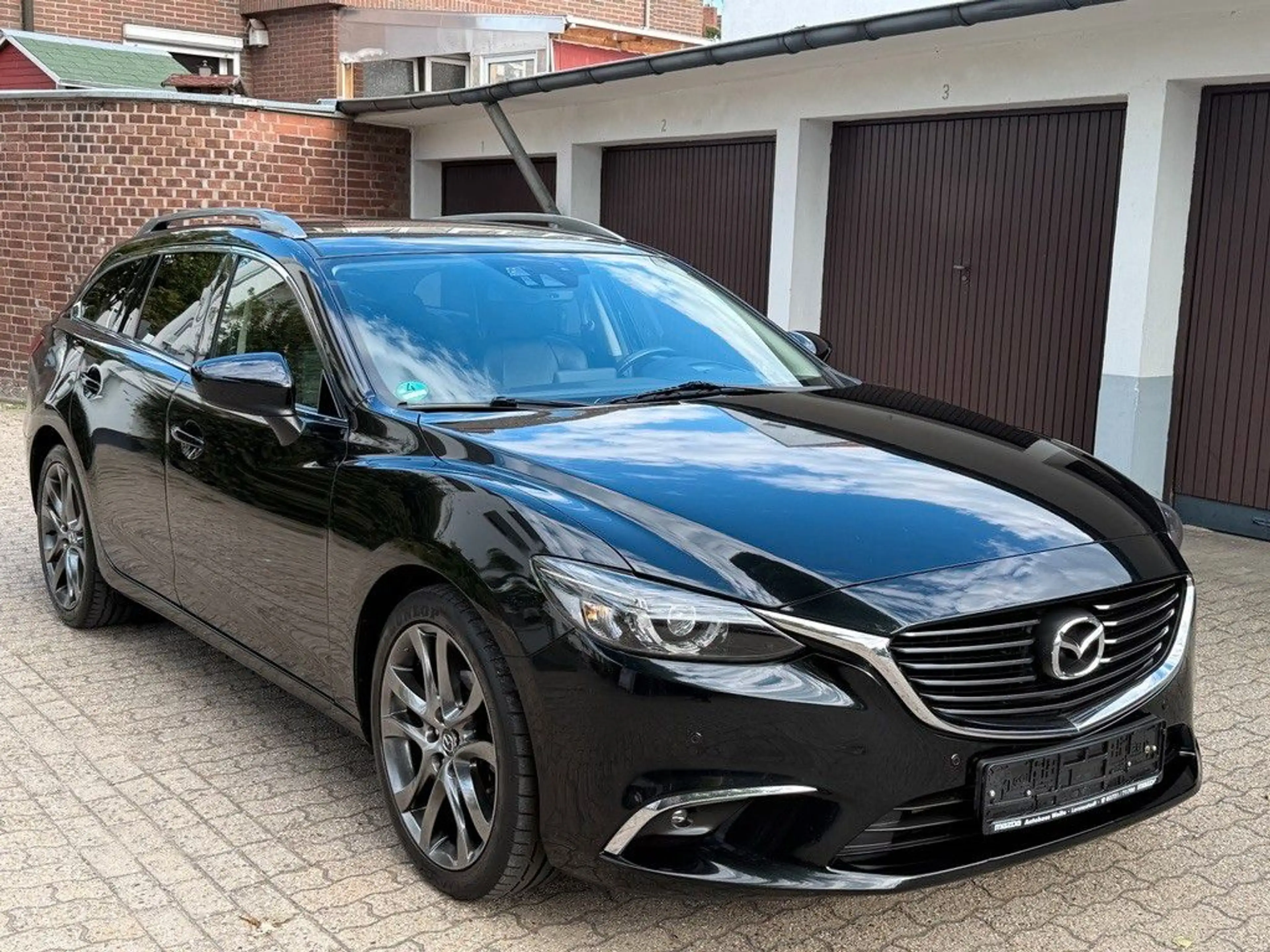 Mazda 6 Kombi "Sports-Line"Leder/HUD/BOSE/Kam/19.Z/SHZ — photo 2
