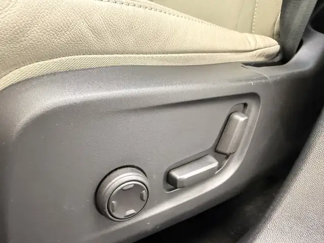 Volvo XC40 view 19
