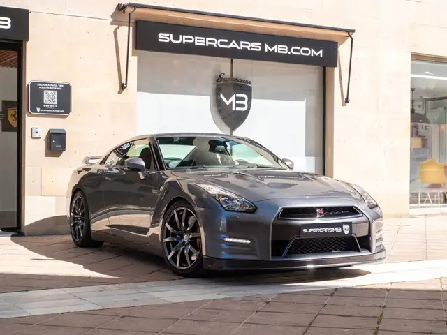 Nissan GT-R 3.8 V6 Black Edition Aut.