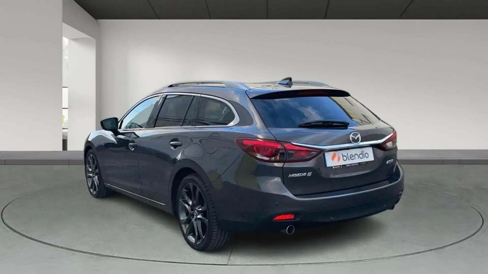 Mazda 6 2.2 DE 110KW LUXURY 150 5P Gris - 2