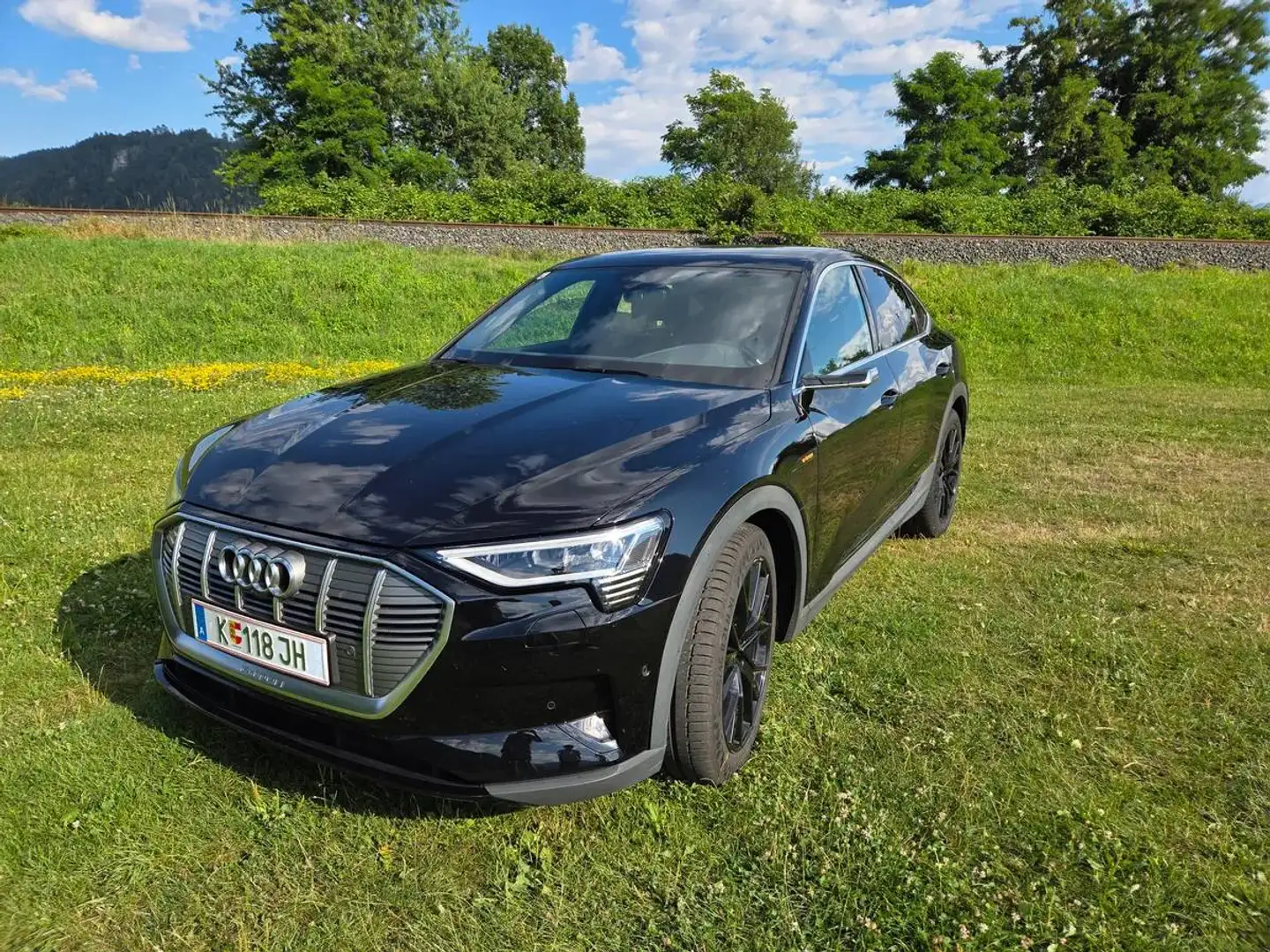Audi e-tron Sportback 50 quattro | Matrix | AHK | Luft | 360° | MwSt. Schwarz - 1