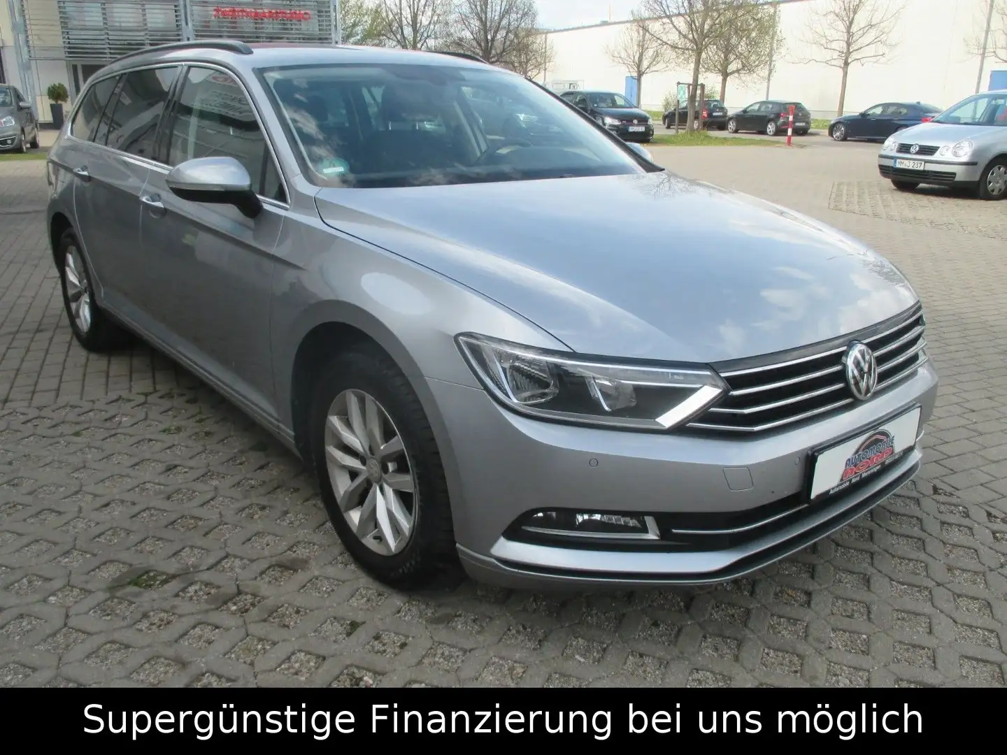 Volkswagen Passat Variant Comfortline BMT1,5.NAVI,GARANTIE. Silber - 2